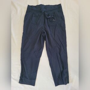 Lululemon Dance Studio Mid-Rise Crop 25" True Navy